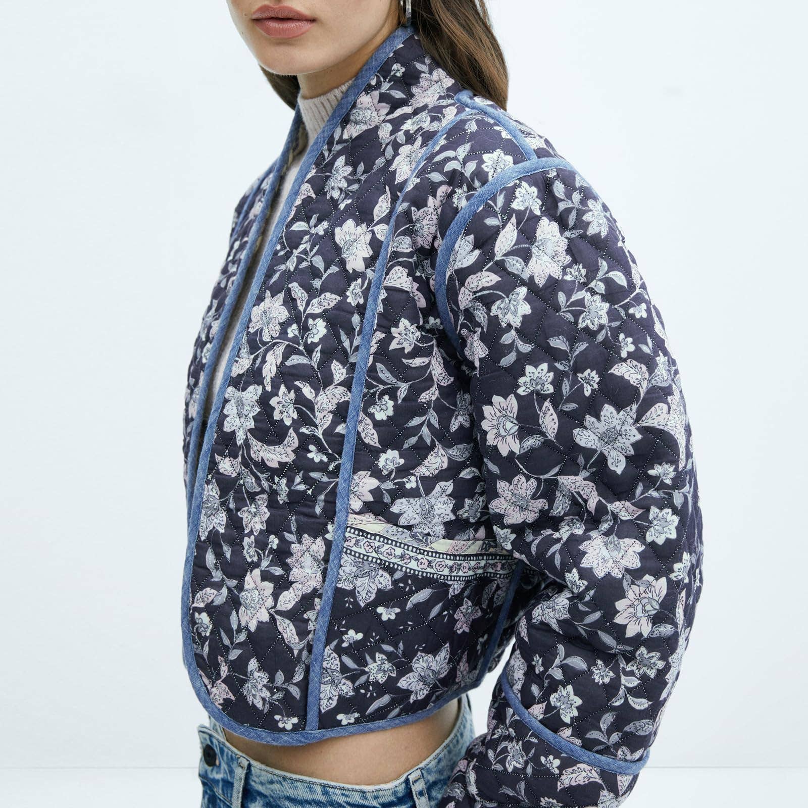 Chic Floral Quilted Cropped Jacket